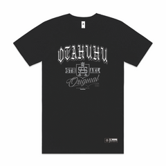 otahu grey and white print